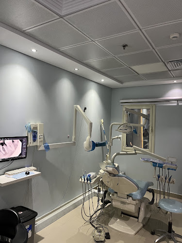 عيادات وايتس لطب الأسنان – فرع مركز الرعاية الصحية في المستوطنة الخامسة