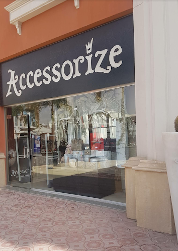 إكسسوارات لوسين