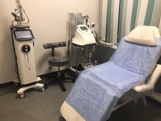 عيادة دكتورة عزيزة رمضان استشارى امراض الجلدية والتجميل والليزر