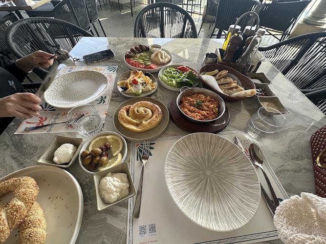 نيشانتاسي