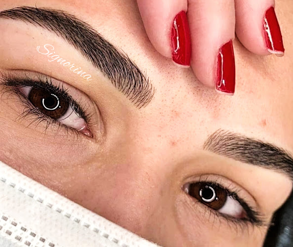 Signorina Microblading وPMU سنيورينا للعناية بالبشرة ومستحضرات التجميل