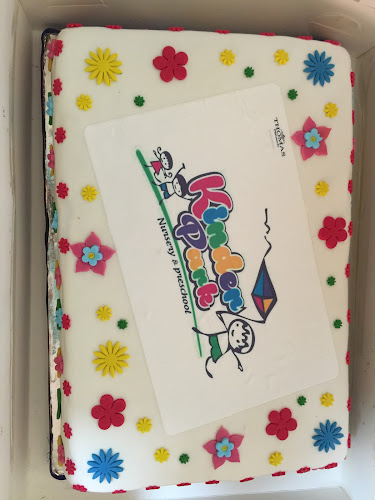 حضانة وروضة أطفال كيندر بارك