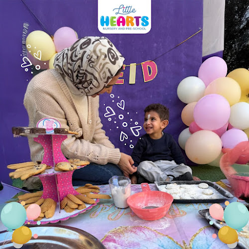 حضانة وروضة أطفال القلوب الصغيرة